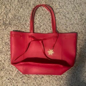 Elizabeth Arden Red Holiday Tote-bag!